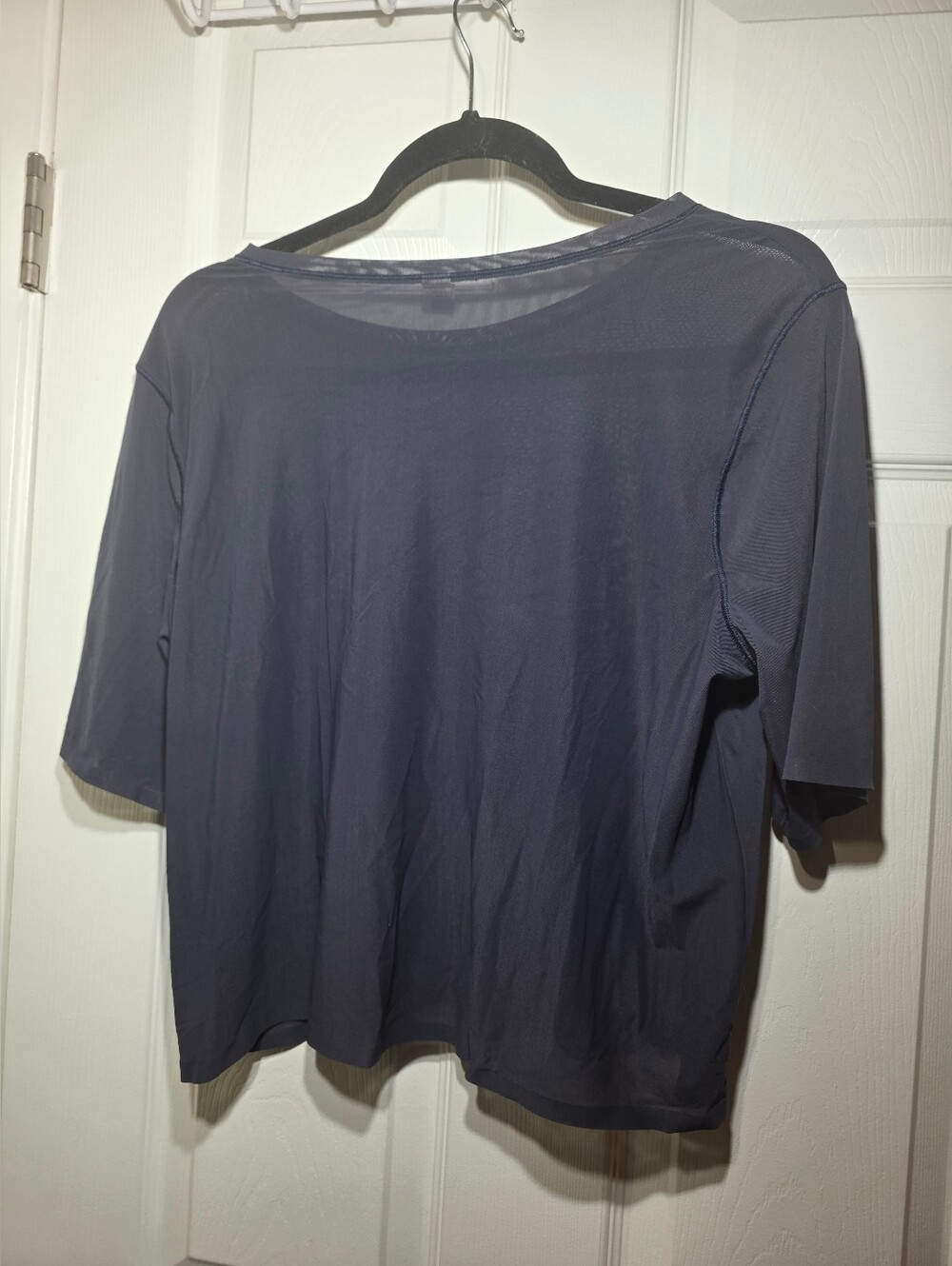 Athleta Women's Navy Blue Short Sleeve Boat Neck Performance Top Size Medium - Picture 2 of 5